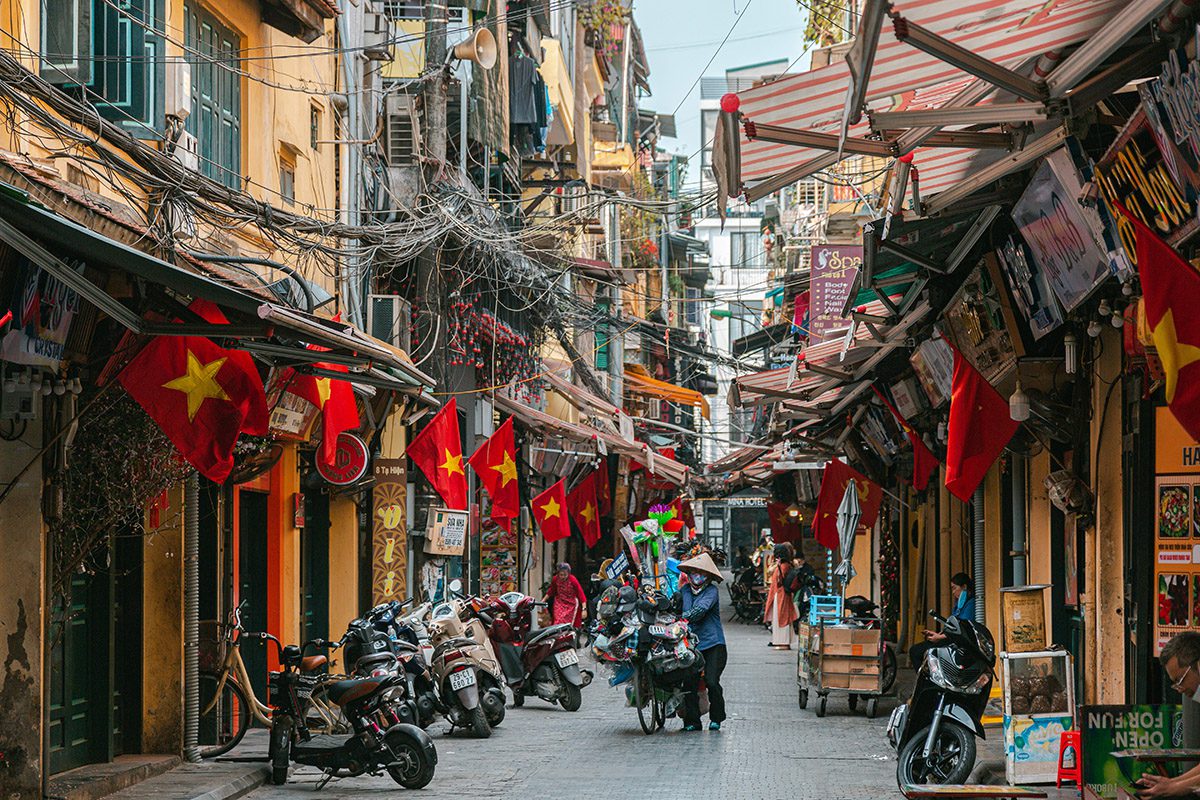 HOW TO VISIT HANOI: THE ULTIMATE FIRST-TIMERS TRAVEL GUIDE