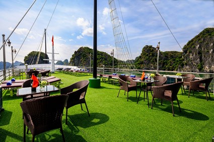 VENEZIA CRUISE 2 DAYS / 1 NIGHT: DISCOVERY HALONG & LAN HA BAY